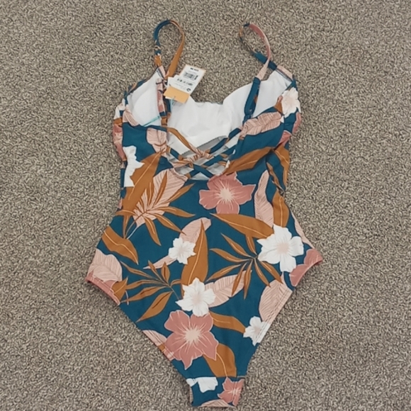 NWT Kona Sol Criss Cross Back One Piece Swimsuit - Picture 4 of 6